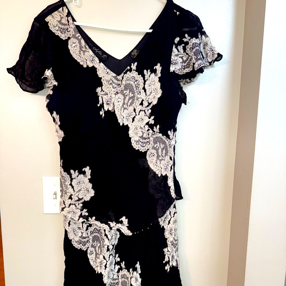 Beautiful dress by LOLA P., size XL, gently worn 2 times
